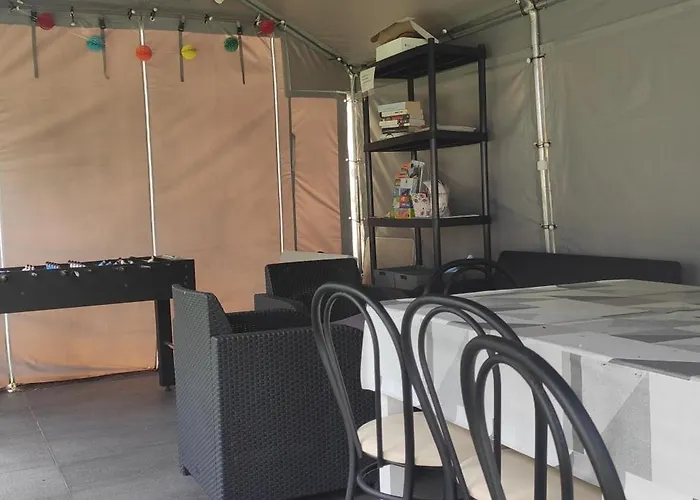 U Jarka Lantgård Smoldzinski Las